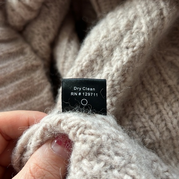 Jenni Kayne Cream Cable Knit Sweater - Picture 12 of 12